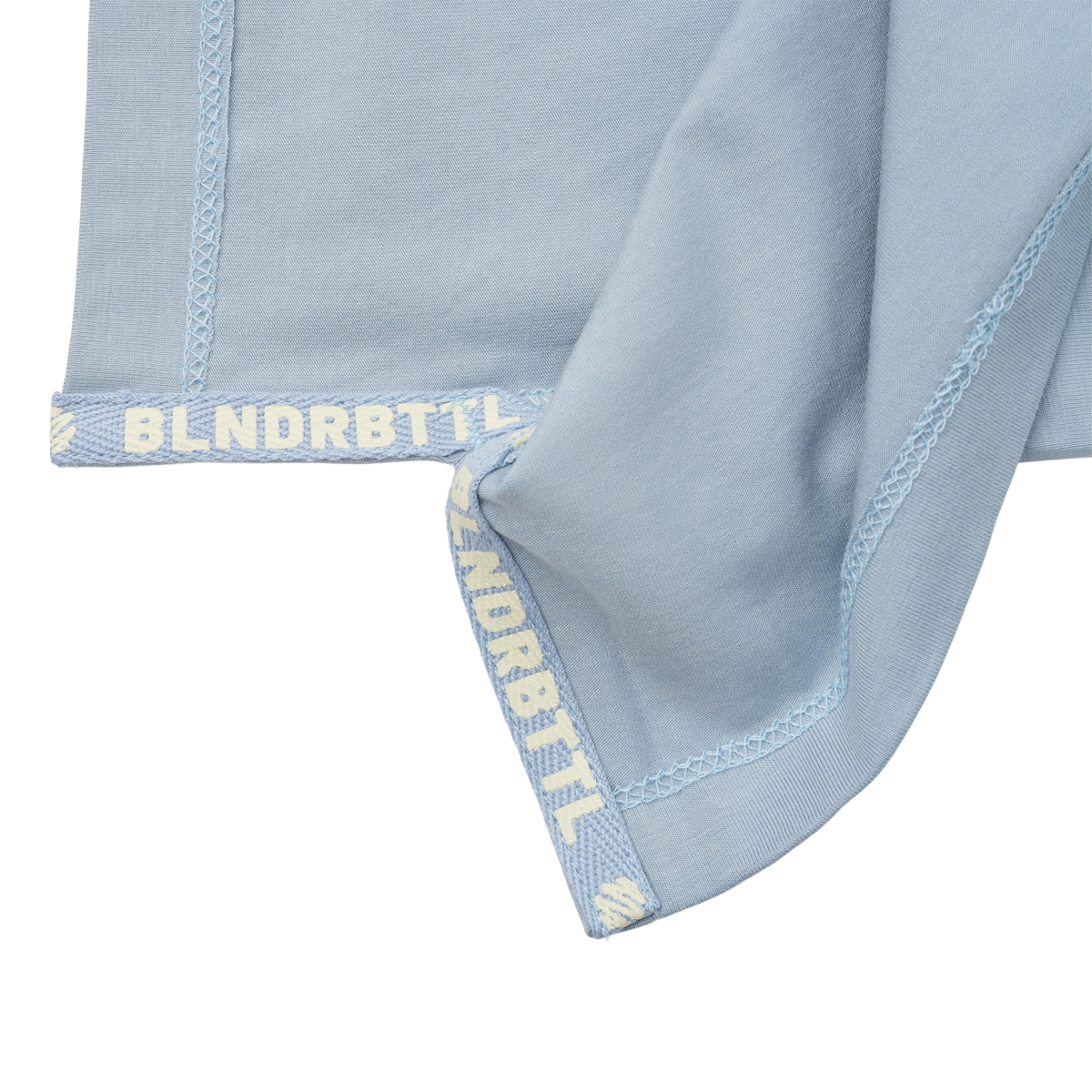 blenderbottle-essential-t-shirt-u0 BB-BlueShirtHem-3.png